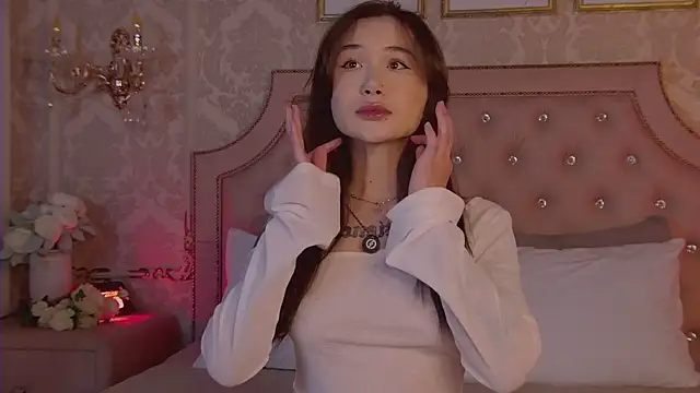 HeatherSweet  online show from October 10, 2025, 5:45 pm