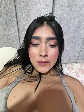 JulesBenett online show from February 10, 2026, 11:53 pm