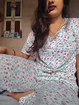 Snapshot of Miss_Love25 chatting on June 12, 2026, 5:28 am Miss Love25 online show from June 12, 2026, 5:28 am