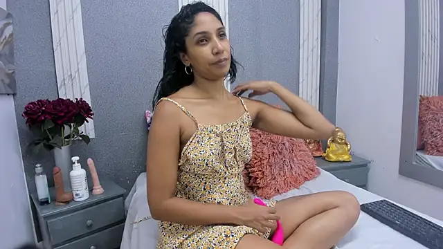 Lucy Canel online show from September 10, 2025, 7:25 pm