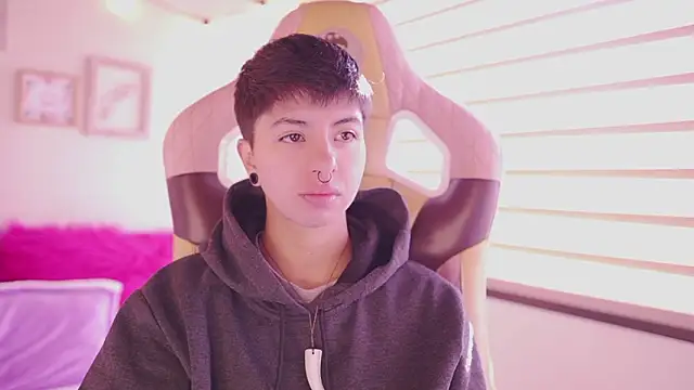 tommy blue online show from March 3, 2026, 12:44 pm