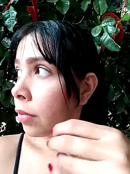 Snapshot of Candy-Body chatting on March 6, 2025, 1:24 pm Candy-Body online show from March 6, 2025, 1:24 pm