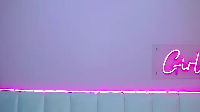 Snapshot of Eliss_Shyyo chatting on March 15, 2025, 9:41 am Eliss Shyyo online show from March 15, 2025, 9:41 am