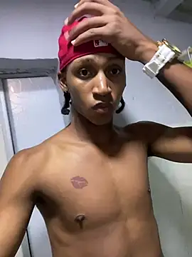 kyle ivo00 online show from March 6, 2025, 7:47 am