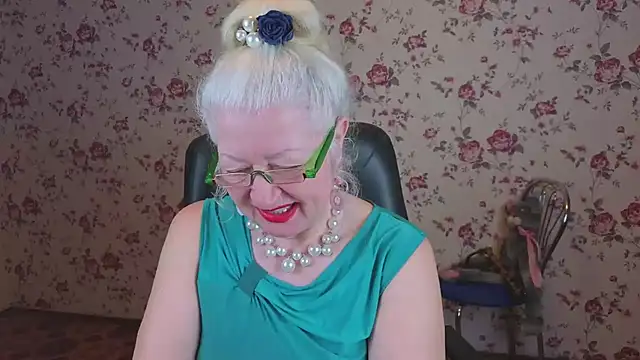 Maya Mayflower online show from March 10, 2026, 3:00 am