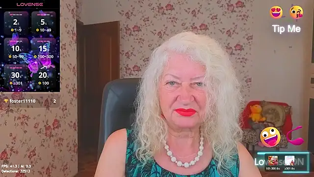 Snapshot of Maya_Mayflower chatting on June 20, 2026, 3:31 am Maya Mayflower online show from June 20, 2026, 3:31 am