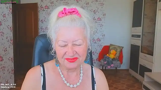 Snapshot of Maya_Mayflower chatting on June 22, 2026, 3:25 am Maya Mayflower online show from June 22, 2026, 3:25 am