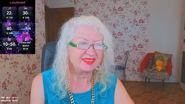 Snapshot of Maya_Mayflower chatting on July 2, 2026, 3:34 am Maya Mayflower online show from July 2, 2026, 3:34 am