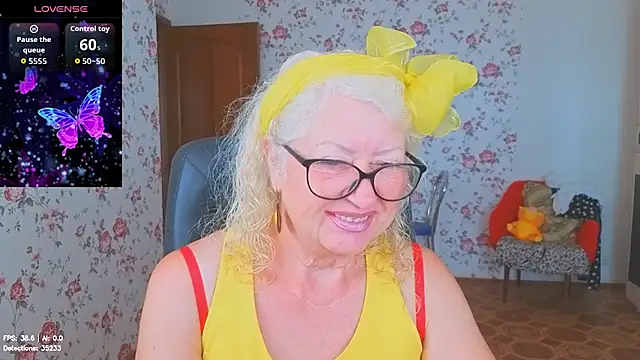 Snapshot of Maya_Mayflower chatting on July 21, 2026, 3:53 am Maya Mayflower online show from July 21, 2026, 3:53 am