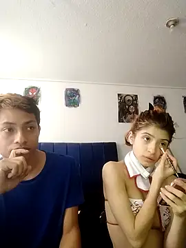 Snapshot of KratosAfroditacs chatting on March 14, 2025, 6:29 pm KratosAfroditacs online show from March 14, 2025, 6:29 pm