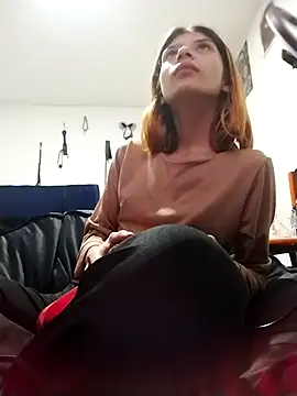 Snapshot of KratosAfroditacs chatting on October 1, 2025, 1:11 am KratosAfroditacs online show from October 1, 2025, 1:11 am