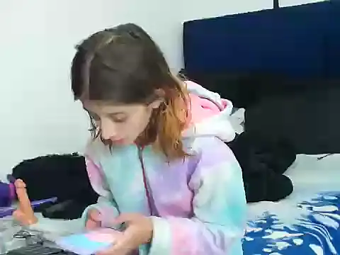 Snapshot of KratosAfroditacs chatting on November 20, 2025, 5:18 am KratosAfroditacs online show from November 20, 2025, 5:18 am