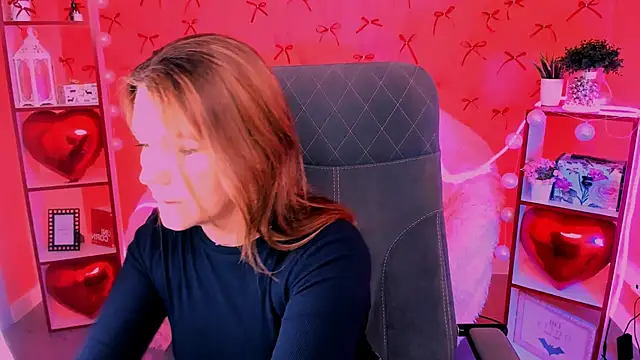 NicoleHitman online show from February 12, 2026, 9:48 am