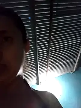 Snapshot of Jenny_gir25 chatting on March 5, 2025, 2:03 am Jenny gir25 online show from March 5, 2025, 2:03 am