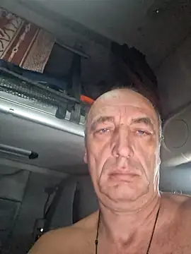 Snapshot of aleksis1313 chatting on November 2, 2025, 9:33 am aleksis1313 online show from November 2, 2025, 9:33 am