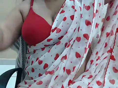 Snapshot of Surjeet_Kaur chatting on May 4, 2026, 1:34 am Surjeet Kaur online show from May 4, 2026, 1:34 am