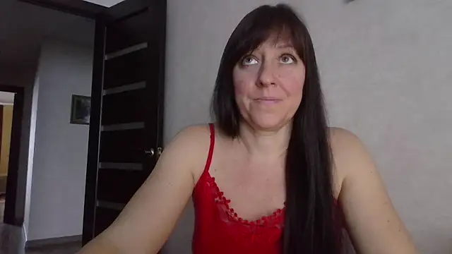 Snapshot of CarolinaReaperRed chatting on November 28, 2025, 11:13 am CarolinaReaperRed online show from November 28, 2025, 11:13 am