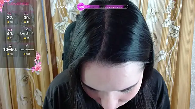 KateForLove online show from October 21, 2025, 12:06 pm