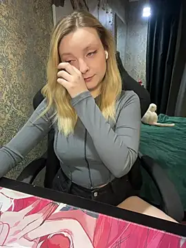 Snapshot of Lina_ly chatting on March 21, 2025, 8:08 pm Lina ly online show from March 21, 2025, 8:08 pm