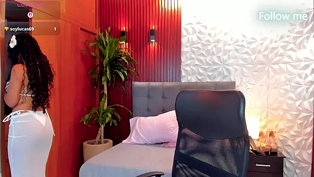 Snapshot of Sasha_rd chatting on May 22, 2026, 1:17 pm Sasha rd online show from May 22, 2026, 1:17 pm