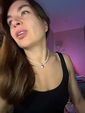 Mary Kiitty online show from May 2, 2026, 4:12 pm