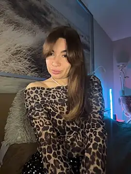 Snapshot of Mary_Kiitty chatting on May 7, 2026, 11:37 am Mary Kiitty online show from May 7, 2026, 11:37 am