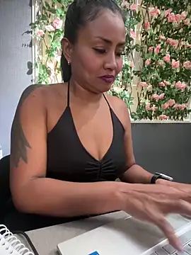 Ariana Rodriguez online show from March 14, 2025, 6:39 pm