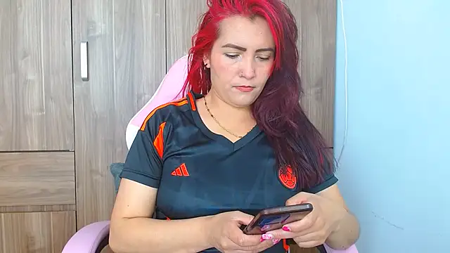 nanis milf online show from July 7, 2026, 2:43 pm