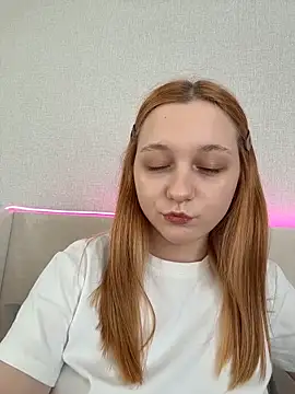 Snapshot of Bonechka chatting on May 27, 2026, 9:39 am Bonechka online show from May 27, 2026, 9:39 am