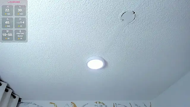 Cristal Velle online show from February 14, 2026, 12:35 pm