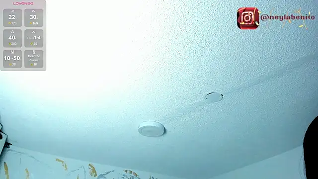 Snapshot of Cristal_Velle chatting on July 11, 2026, 1:03 pm Cristal Velle online show from July 11, 2026, 1:03 pm