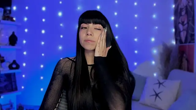 Saraa Desiree online show from November 27, 2025, 11:51 pm