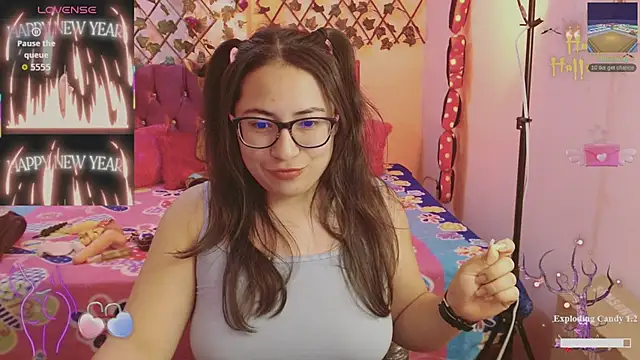 Anny  cute online show from October 27, 2025, 8:13 pm