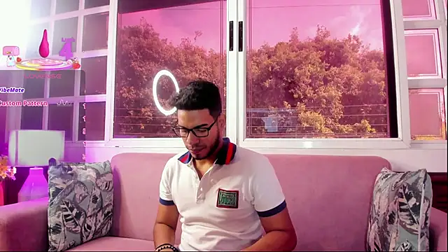 Snapshot of ETHAN_DRAVEN chatting on September 18, 2025, 8:00 pm ETHAN DRAVEN online show from September 18, 2025, 8:00 pm