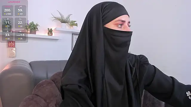 Snapshot of salma_arabicc chatting on June 4, 2026, 5:35 am salma arabicc online show from June 4, 2026, 5:35 am