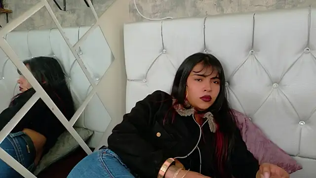 Snapshot of Devil_AliceXo chatting on July 22, 2026, 9:06 pm Devil AliceXo online show from July 22, 2026, 9:06 pm
