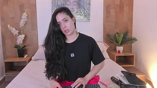 Snapshot of isabella_winkler chatting on June 11, 2026, 11:08 am isabella winkler online show from June 11, 2026, 11:08 am