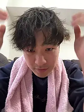 waka3232 online show from February 27, 2026, 2:22 am