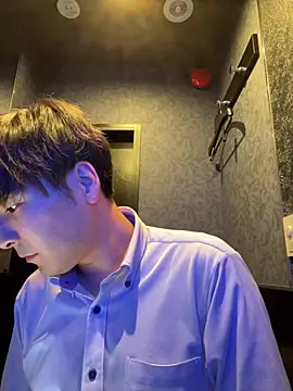 waka3232 online show from April 30, 2026, 10:54 am