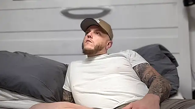 Snapshot of Thegreatwhitepipe chatting on November 12, 2025, 3:18 am Thegreatwhitepipe online show from November 12, 2025, 3:18 am