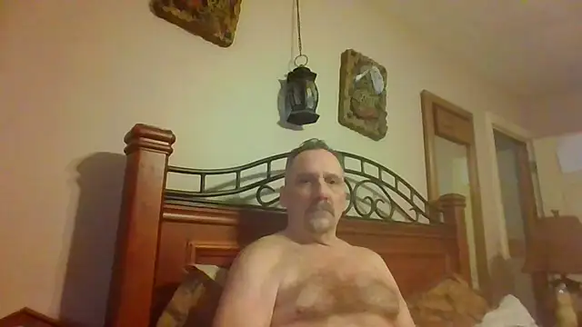 Snapshot of HunkofRock chatting on March 4, 2026, 2:56 pm HunkofRock online show from March 4, 2026, 2:56 pm