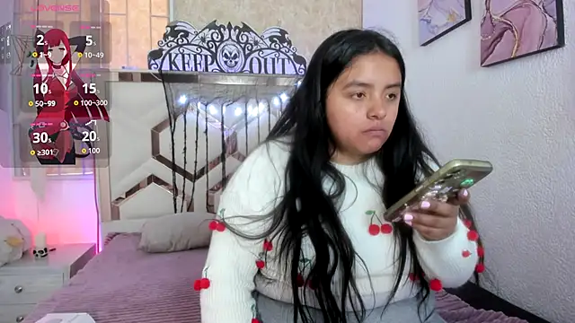 EmilyBrownn  online show from October 28, 2025, 7:05 pm