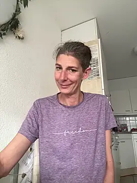 HerrundFrau-M online show from March 11, 2025, 7:37 am