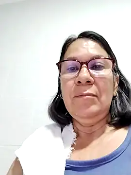 victoria wayne online show from May 3, 2026, 9:04 am