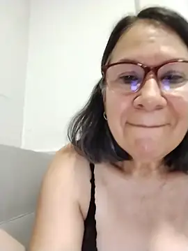 Snapshot of victoria_wayne chatting on May 14, 2026, 10:55 am victoria wayne online show from May 14, 2026, 10:55 am