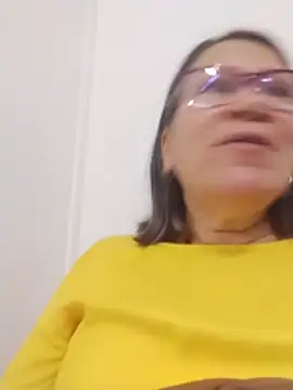 Snapshot of victoria_wayne chatting on June 3, 2026, 4:01 pm victoria wayne online show from June 3, 2026, 4:01 pm