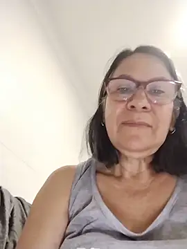 Snapshot of victoria_wayne chatting on June 18, 2026, 9:36 am victoria wayne online show from June 18, 2026, 9:36 am