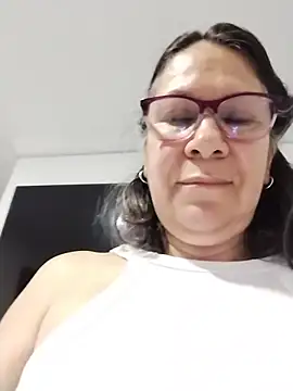 Snapshot of victoria_wayne chatting on July 10, 2026, 8:40 am victoria wayne online show from July 10, 2026, 8:40 am