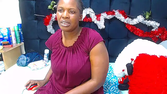 TaurusClitCake online show from November 26, 2025, 4:30 pm