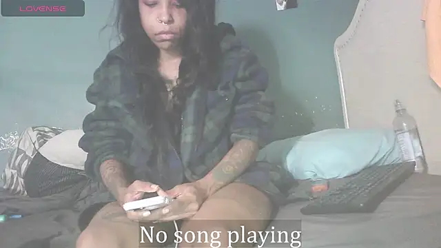 Snapshot of StellaDallas69 chatting on October 9, 2025, 8:34 am StellaDallas69 online show from October 9, 2025, 8:34 am